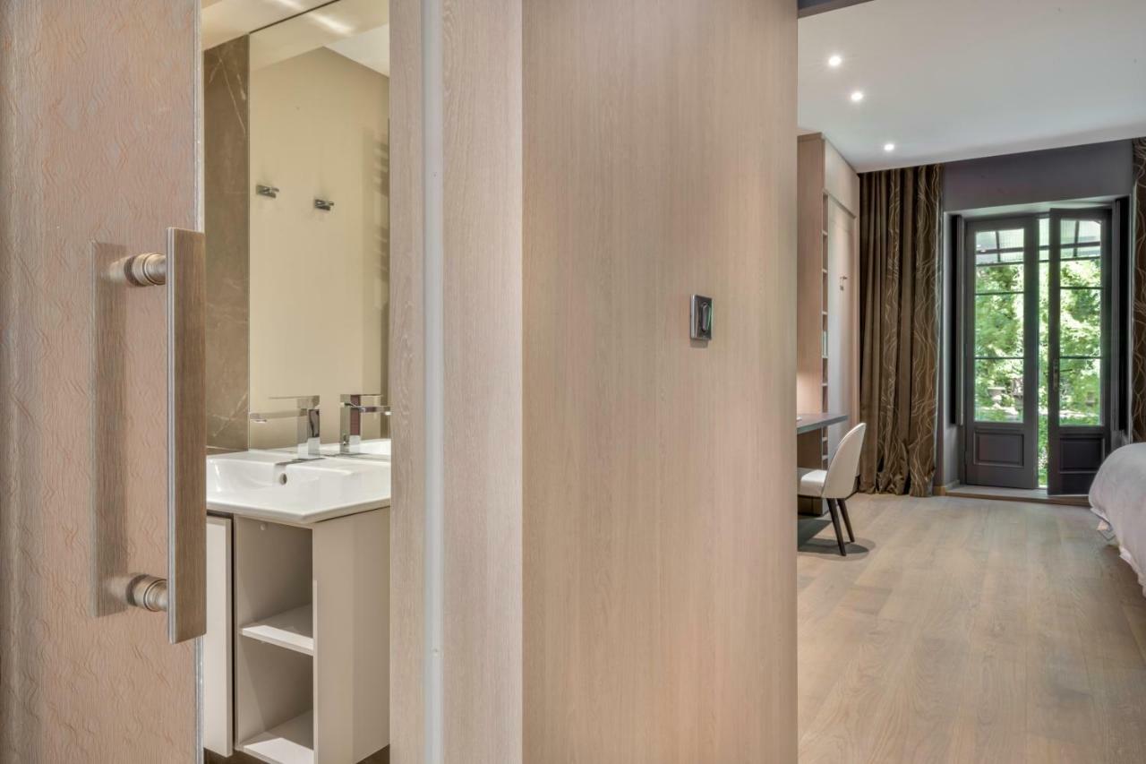 Les Suites De L'Ile Barbe Лион Экстерьер фото